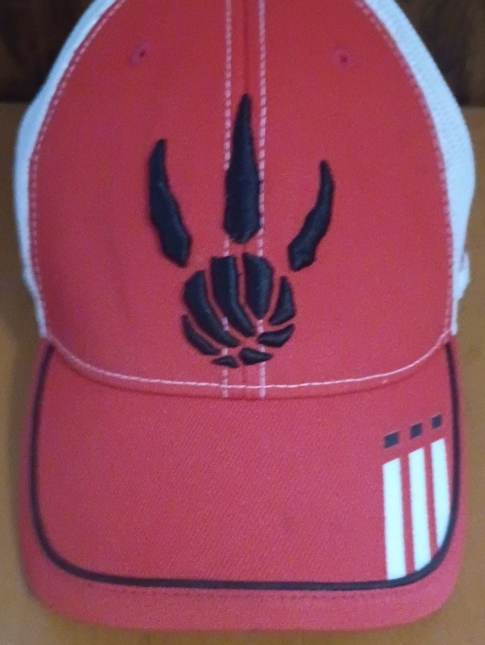 Toronto Raptors hat - Picture 2 of 7